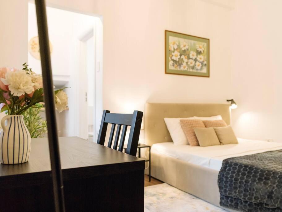 Cozy Studio Next To House Of Parliament 布加勒斯特 外观 照片